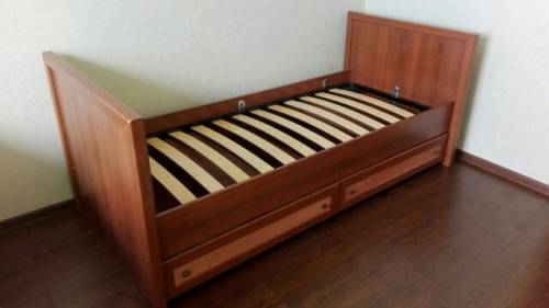 Продам подростковую кровать 