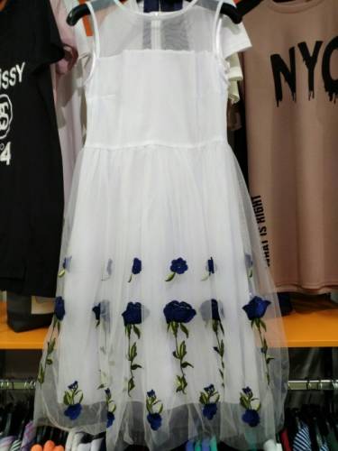 Платье белое, новое, отличное качество